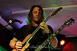 Narrow Edge (Witten Famous)